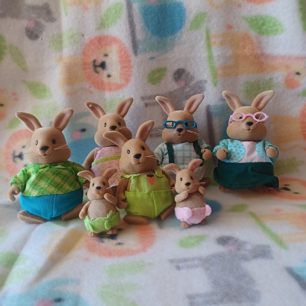Lil Woodzeez Bunny mom dad grandparents rabbit hoppingood cottontail Figure Lot